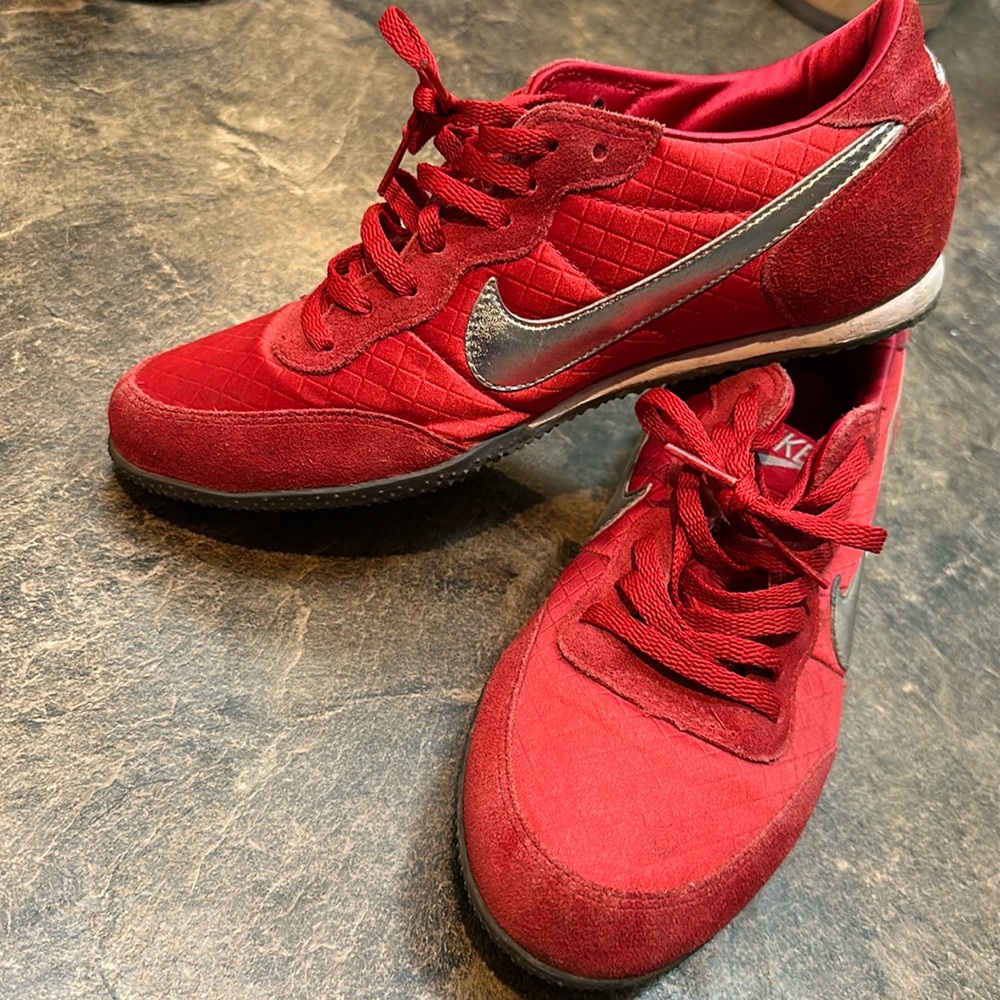 Nike Classic Runners